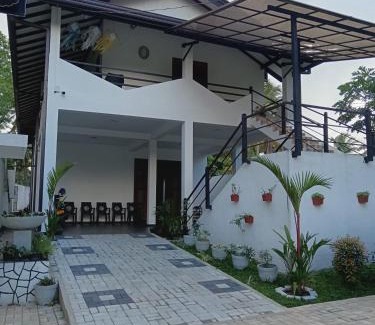 Dankotuwa House | French Villa