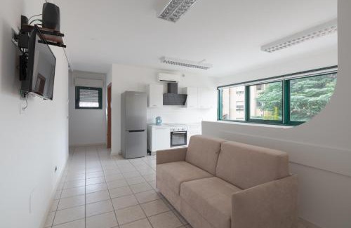 Rastignano Apartment | FrenkHome open space