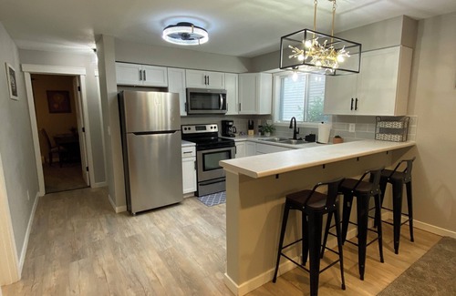 Cedar Rapids - Iowa City Apartment | Fresh & Thrilling Apartment