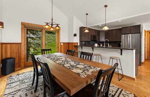 Big Sky Condo | Freshly remodeled 3 bedroom condo with private hot tub!