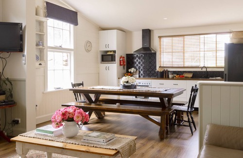 Freshwater Creek Cottage | Freshwater Creek Cottages and Farm Stay