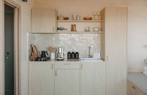 North Cape House | Freya - Off-grid beachfront cabin on Kangaroo Island
