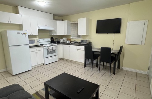 Hastings House | Friendly Home, where your family will be close to everything during your stay.