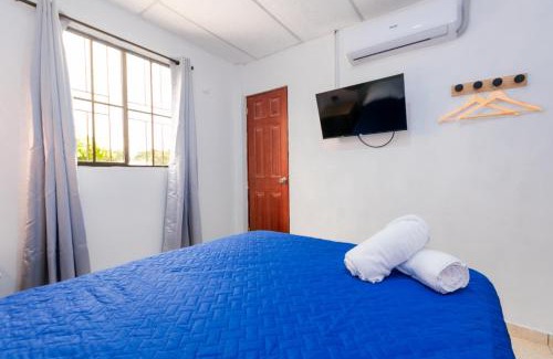 Santa Tecla House | Friendly House