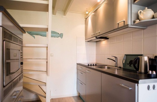 Ameland Apartment | Friese Antillen is a courtyard of 8 homes near of the beach and village Hollum.