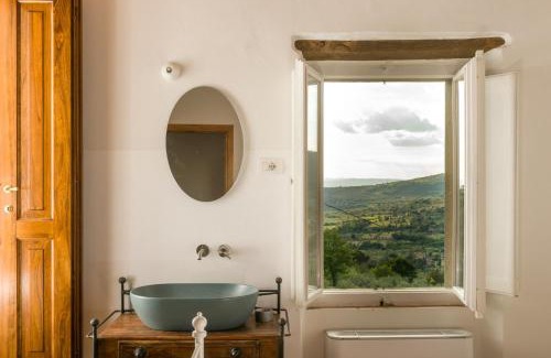 Cortona House | fringuello - Mandorlo
