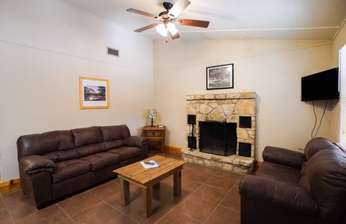 Sabinal Cabin | Frio Country Resort - Within walking distance to the Frio River!