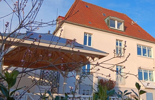 Ansbach Apartment | Frisch renovierte 4-Zimmer-Wohnung mit Weitblick vom Ortsteil Eyb bis zur Altstadt Ansbachs