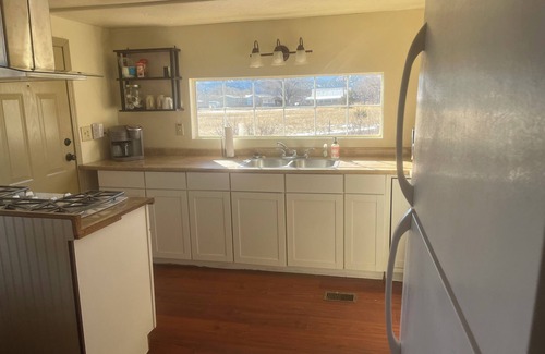 Reserve House | Frisco House 1- Newly Remodeled Relaxation!