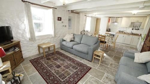 Llangennith House | Frog Lane Cottages