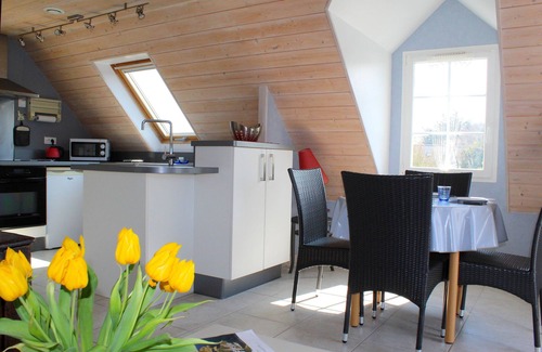 Bangor Apartment | From GOELAN, everything is easy by BIKE, in this GITE in the HEART of belle ile