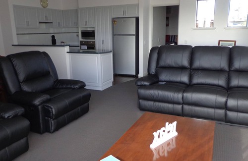 Bunbury House | From the lounge, kitchen and balcony enjoy the uninterupted ocean views.