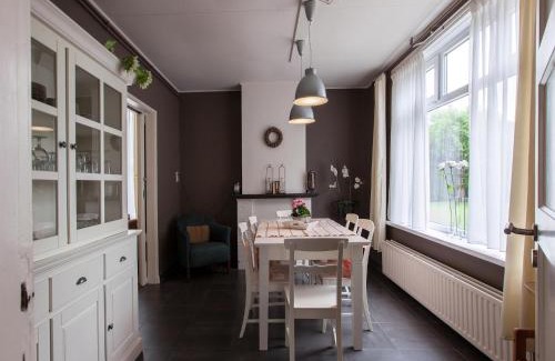 Aardenburg House | from the Zealand coast and 20km from Brugge!