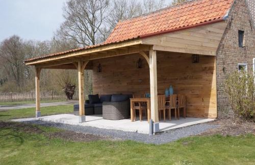 Aardenburg House | from the Zealand coast and 20km from Brugge!