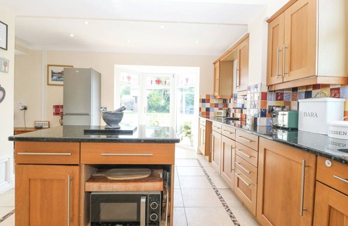 Llandwrog Cottage | FRON EMRYS, pet friendly, luxury holiday cottage in Caernarfon