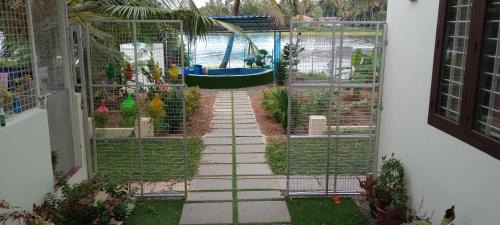 Andhakaranazhy House | Front Family Homestay ( Puthenpurakkal- Jameela Manzil).