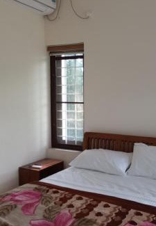 Andhakaranazhy House | Front Family Homestay ( Puthenpurakkal- Jameela Manzil).
