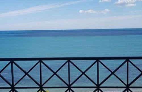 Bahia de Casares Apartment | Frontline Beach Apartment, La Perla de la Bahia, Bahia de Casares - Estepona