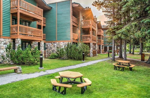 Lake Louise Apartment | Frosty Hideaway | Perfect Alpine Setting