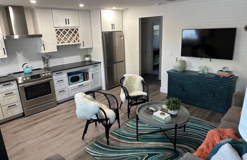 Downtown House | Fruitville @ El Tropicale Vacation Rentals Downtown Sarasota