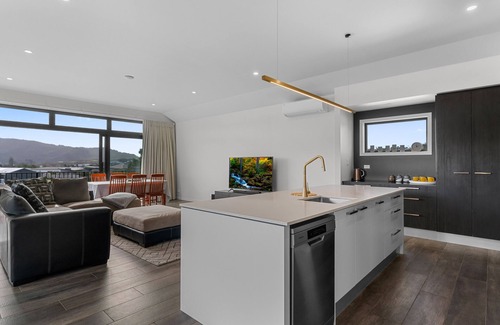 Mangawhai Heads House | Fuel for the Sol - Mangawhai Heads Holiday Home
