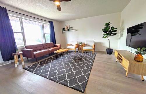 St. Robert House | Full 3-bedroom house with entertainment room. 5 minutes to FLW front gate.
