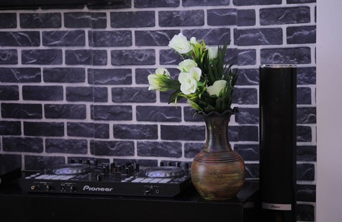 Kampala Apartment | Full Apartment With Free WiFi, Free Laundry, Free Airport PickUp