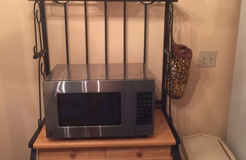 Panacea Condo | Full Cable And Sports And .two TVs.Wi-Fi Sleeps 6 Or More Full Kitchen.