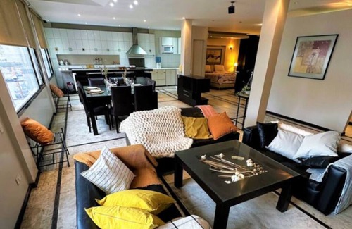 Gerli Apartment | Full floor patio Pleno Centro