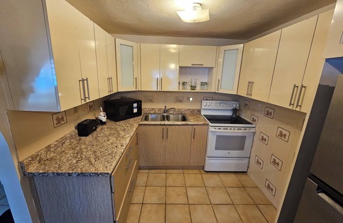 Coto Norte House | Full home with Jacuzzi at Manatí