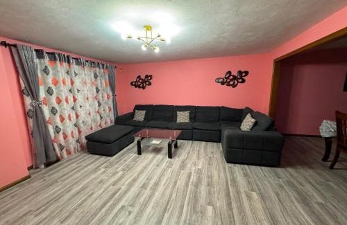 Worcester House | Full House/Heart of Worcester