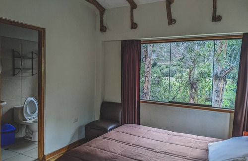 Ollantaytambo House | Full Moon Eco Lodge