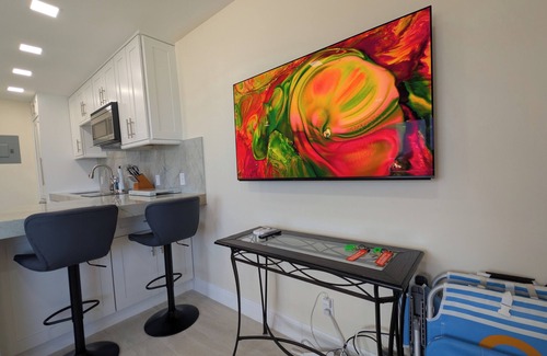 Lauderdale-by-the-Sea Apartment | Full Remodel, Direct Beachfront 3rd Floor Corner Unit, Fantastic Views!