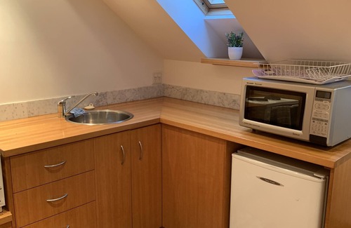 North Rothbury Apartment | Fully Contained Private Loft, with scenic views from patio