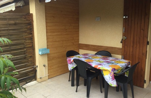 Saint-Martin-de-Bromes House | Fully equipped Mazet in condominium with swimming pool, tennis, boules court