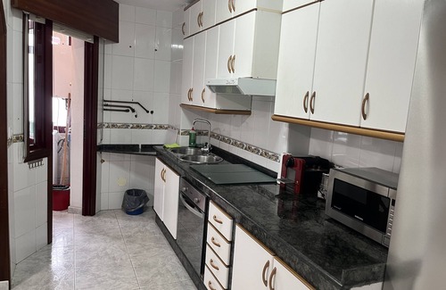 Padron Apartment | Fully equipped and quiet apartment 400 meters from the center of Padrón.n