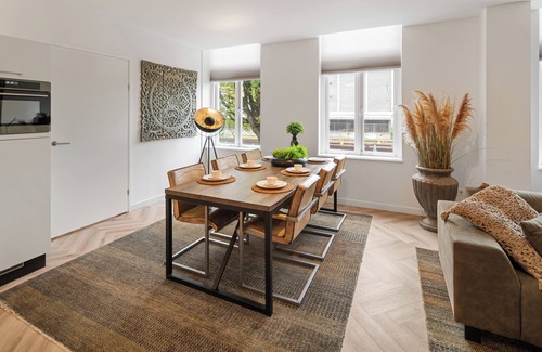 Roosendaal Apartment | Fully equipped for business trips or cozy meals. Washer, dryer, coffee machine, etc