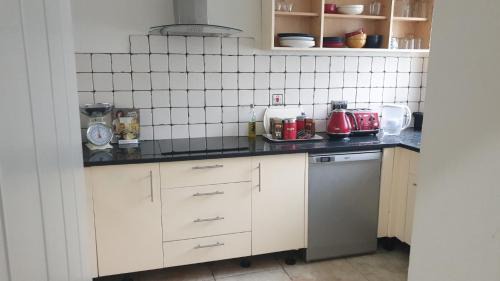 Birchanger Apartment | Fully equipped Large 3 bedroom