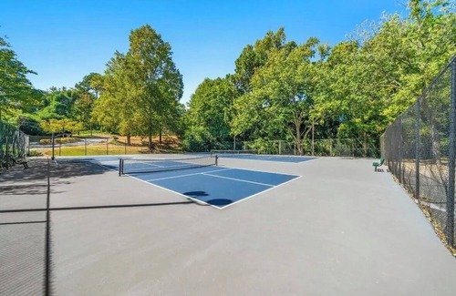 North Druid Hills Apartment | Fully Furnished 1Bedroom Apartment in Brookhaven New to Emory/children hospital