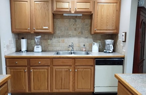 East Boulder Condo | Fully-Furnished 2-Bedroom/2-Bath Condo ~ Boulder, Colorado - Close to University