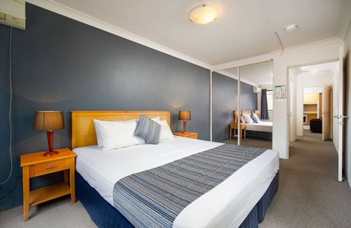 Hornsby Apartment | Fully Furnished and Equipped 1 Bedroom Apartment In Hornsby