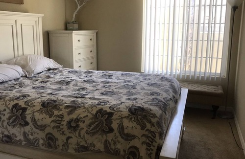 Clairemont House | Fully Furnished, beach close, close to freeways, hospitals, colleges!