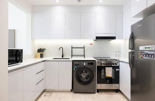 Discovery Gardens Apartment | Fully Furnished Luxe 1BR In JVC