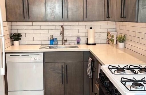 West Hollywood Apartment | Fully remodeled 1 bedroom in prime West Hollywood.