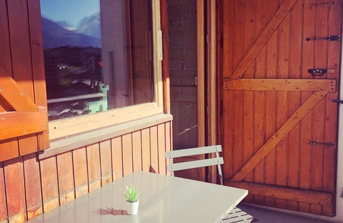 Les Almes Apartment | Fully renovated studio cabin for 2-4 people in Tignes le lac