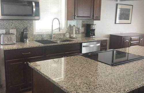 Powell House | Fully renovated house next to Southside Park - quiet location off of main street