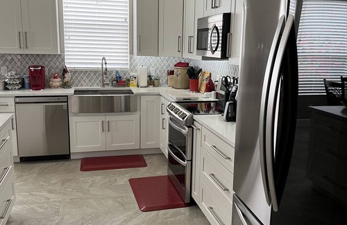 Vista East House | Fully renovated, on a lake, and close to Orlando Attractions