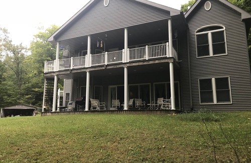 Iron Mountain House | Fumee Lake Place by Iron Mountain Michigan, Ski and play! 2 bedroom!