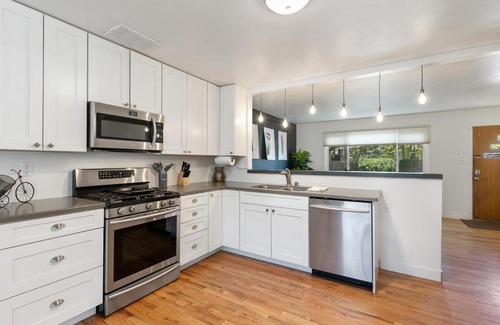 Capitol Hill House | Fun, Family-Friendly Old Town Home with Hot Tub!