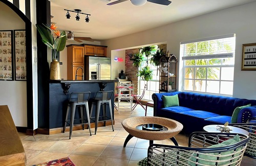 North Central Hollywood House | Fun Filled Resort: Hot Tub, Tiki Bar & Arcade Room